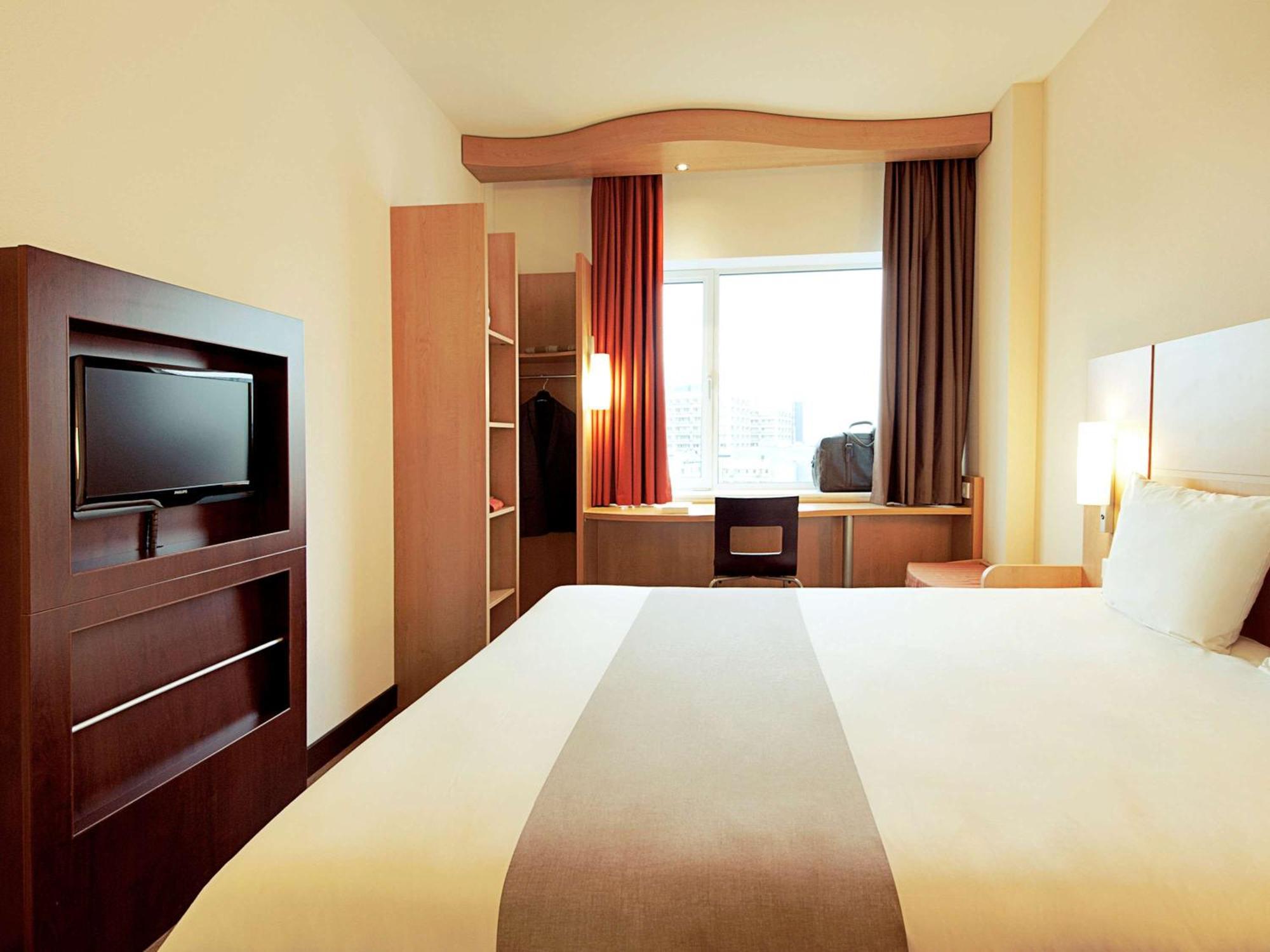 Hotel Ibis Marseille Provence Aeroport 3*